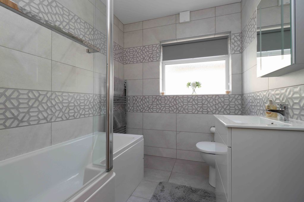 Additional image 10 of 2 bed detached bungalow for saleMuston Road, Filey YO14