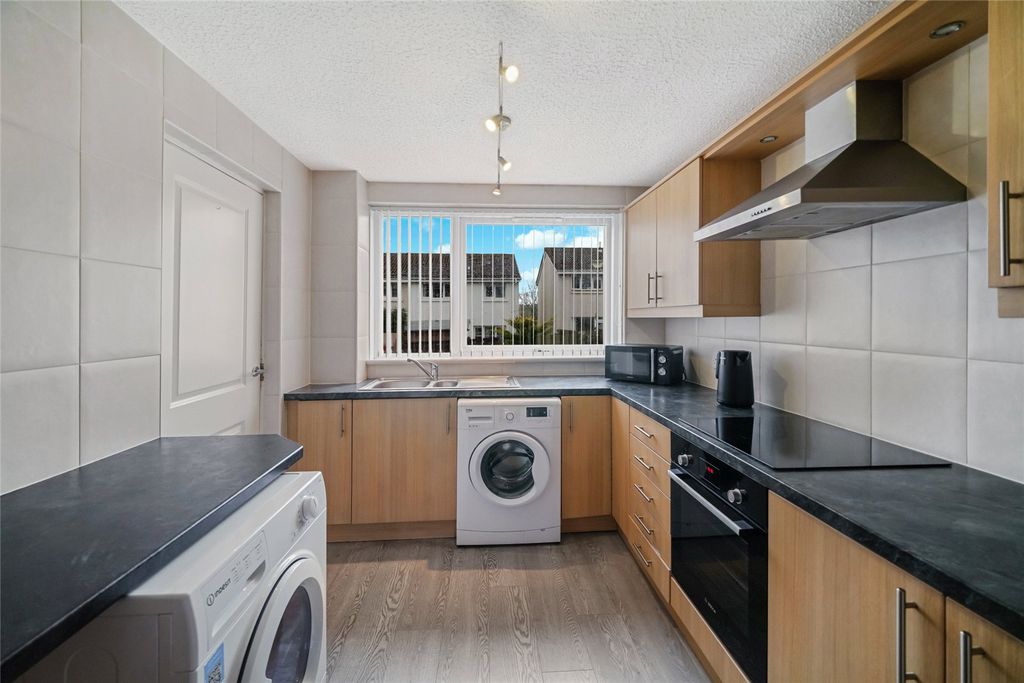 Property photo 3 of 18 Picture No. 31