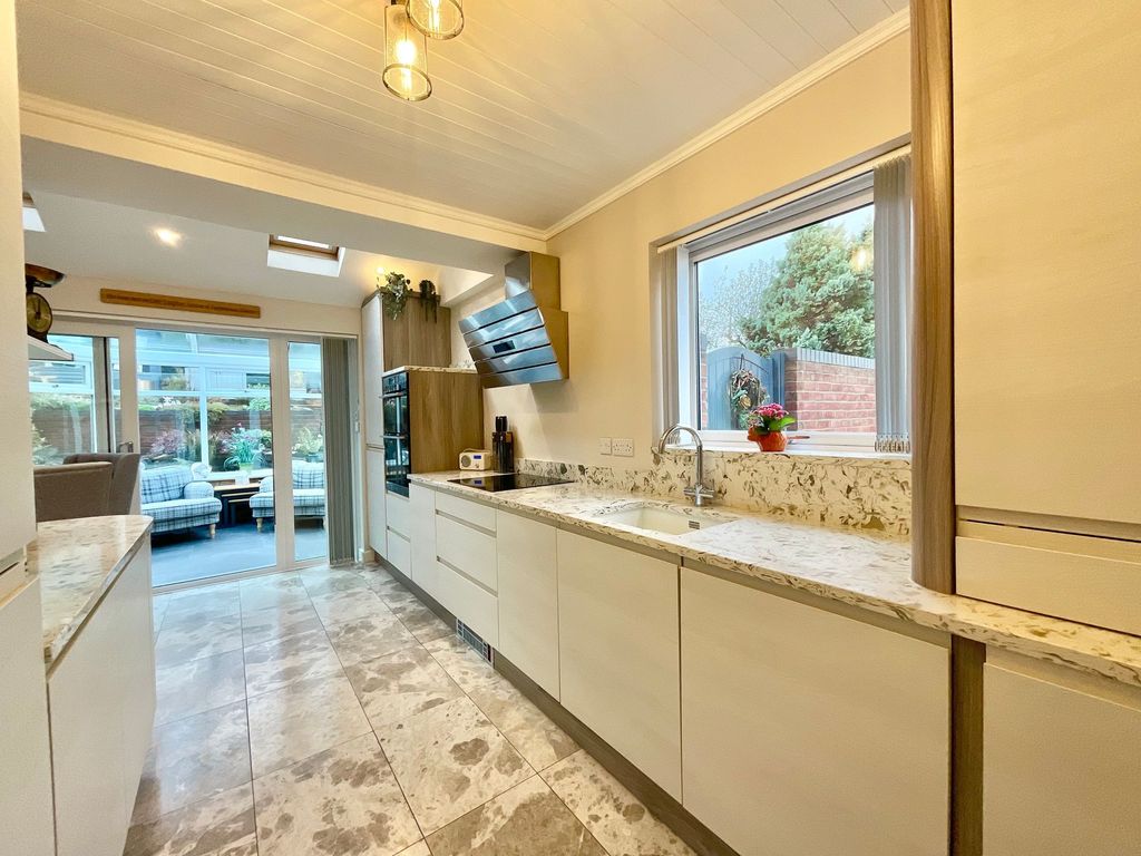 Property photo 3 of 23