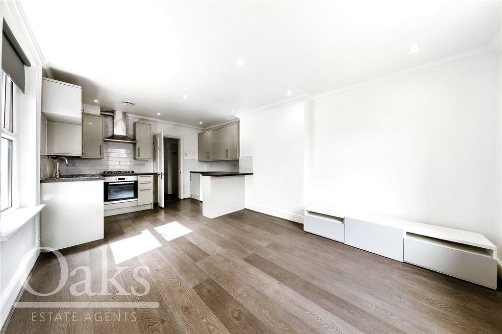 Property photo 2 of 8 Picture No. 05