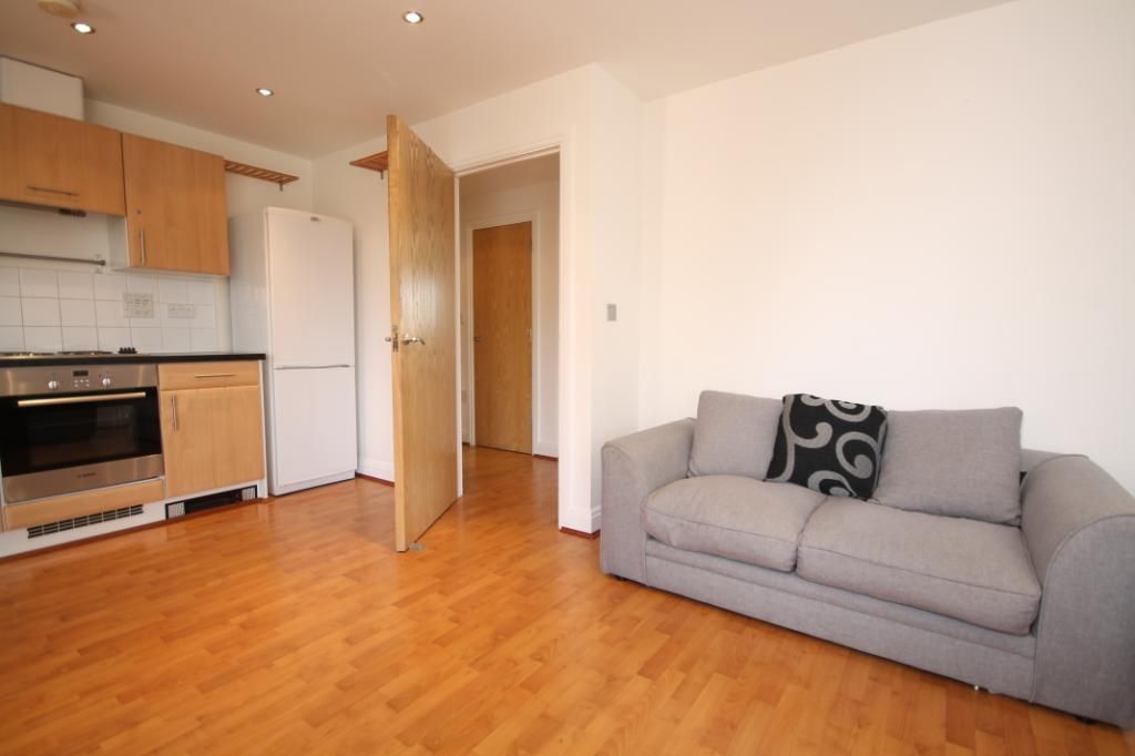 Property photo 2 of 11 Reception Room