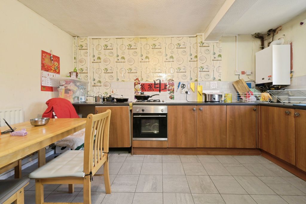 Property photo 2 of 20 Kitchen/Diner