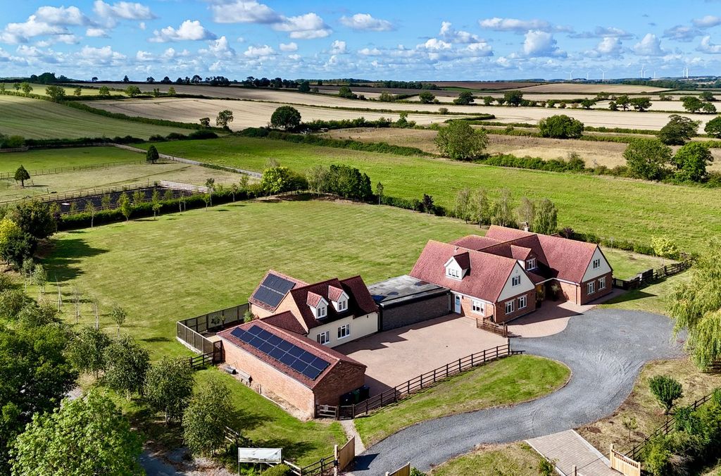 Property photo 1 of 30