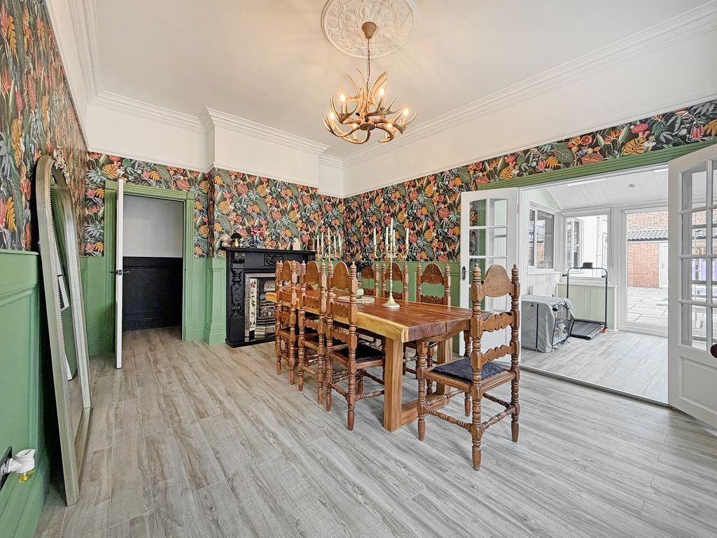Property photo 3 of 50