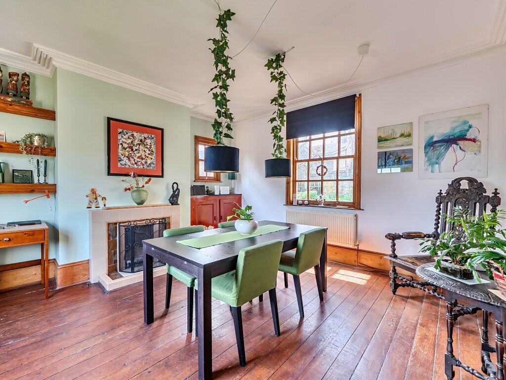 Property photo 3 of 29 1431031-15-69Bbdf...