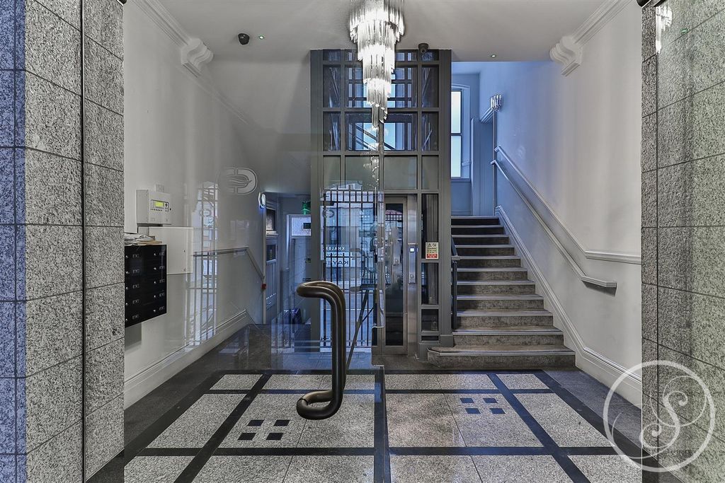 Property photo 2 of 9 Hgbnfzfcqu-C5D9Fbnfprq.Jpg