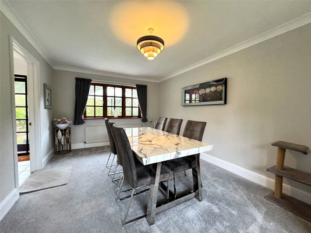 Property photo 3 of 17 Picture No. 35