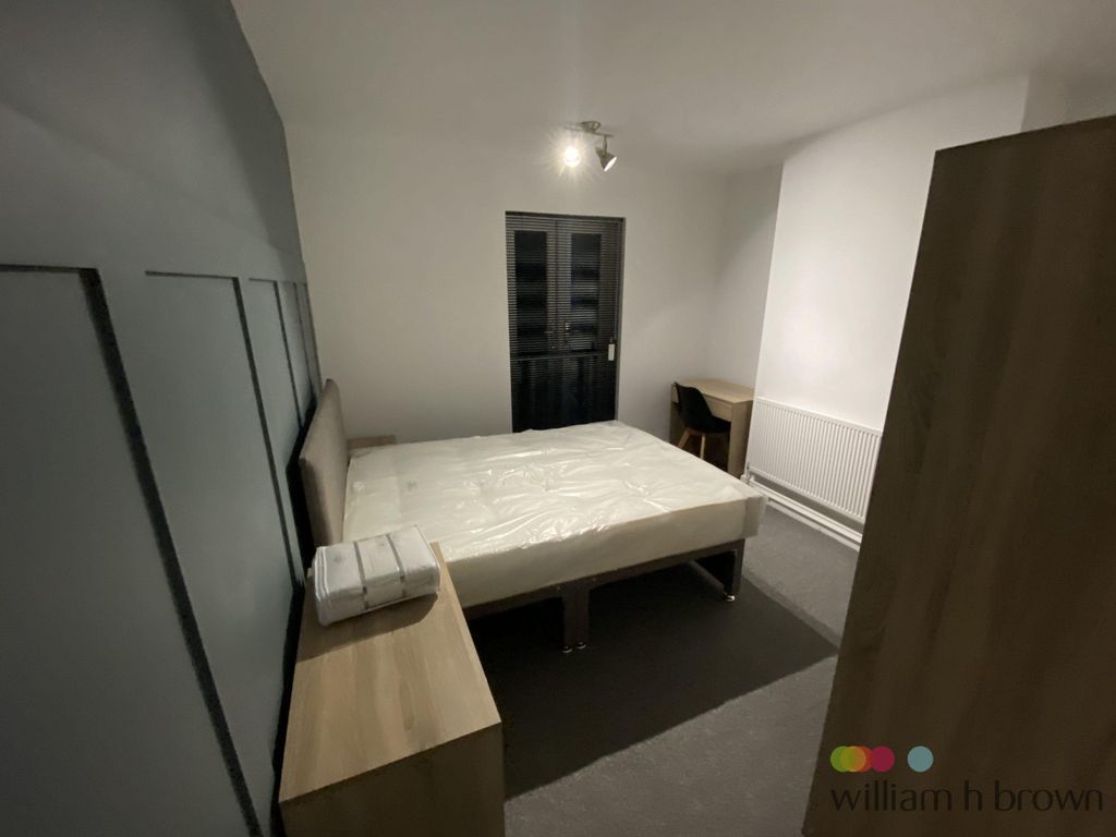 Property photo 2 of 8 Image