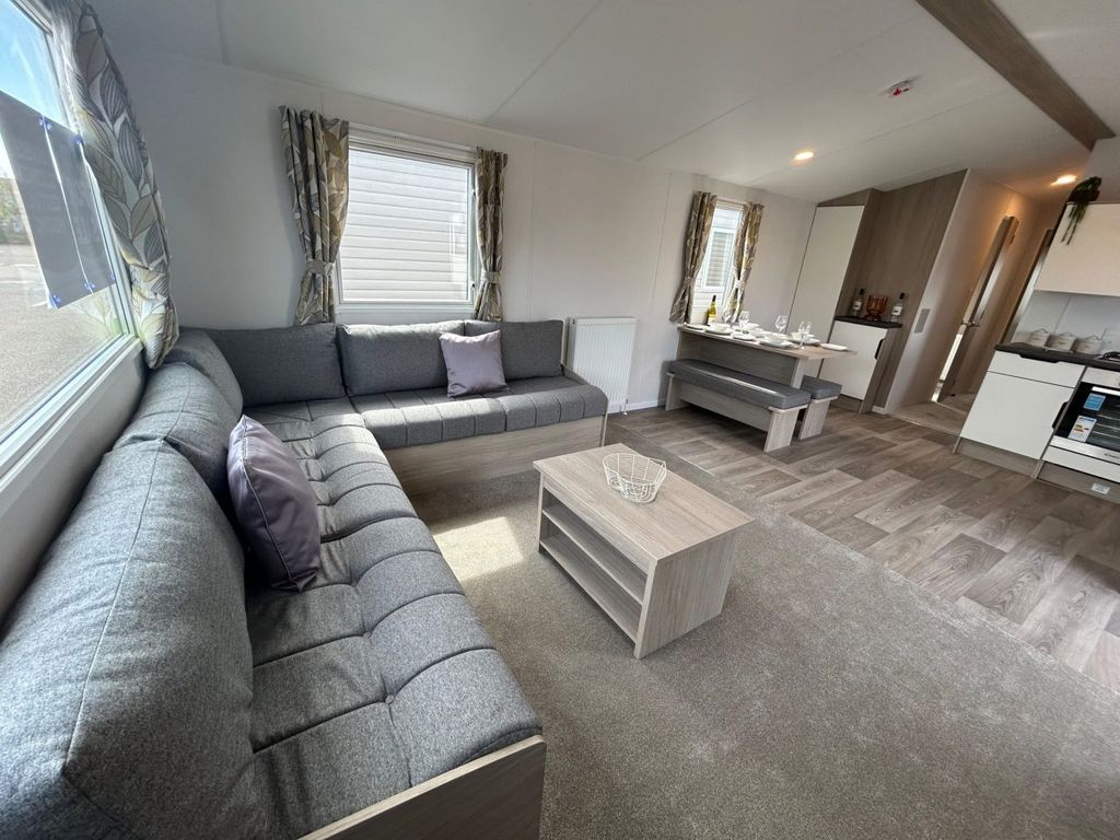 Property photo 1 of 6 Car0063930 - Static Caravan
