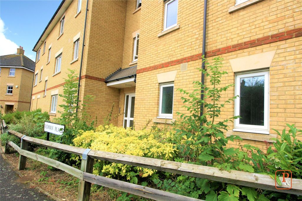 Property photo 1 of 7 External