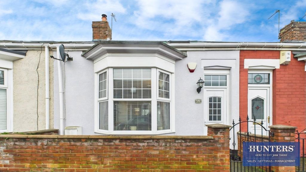 Property photo 1 of 18 External