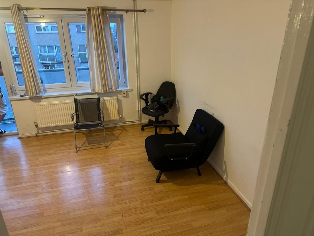 Property photo 3 of 11 3.Jpg