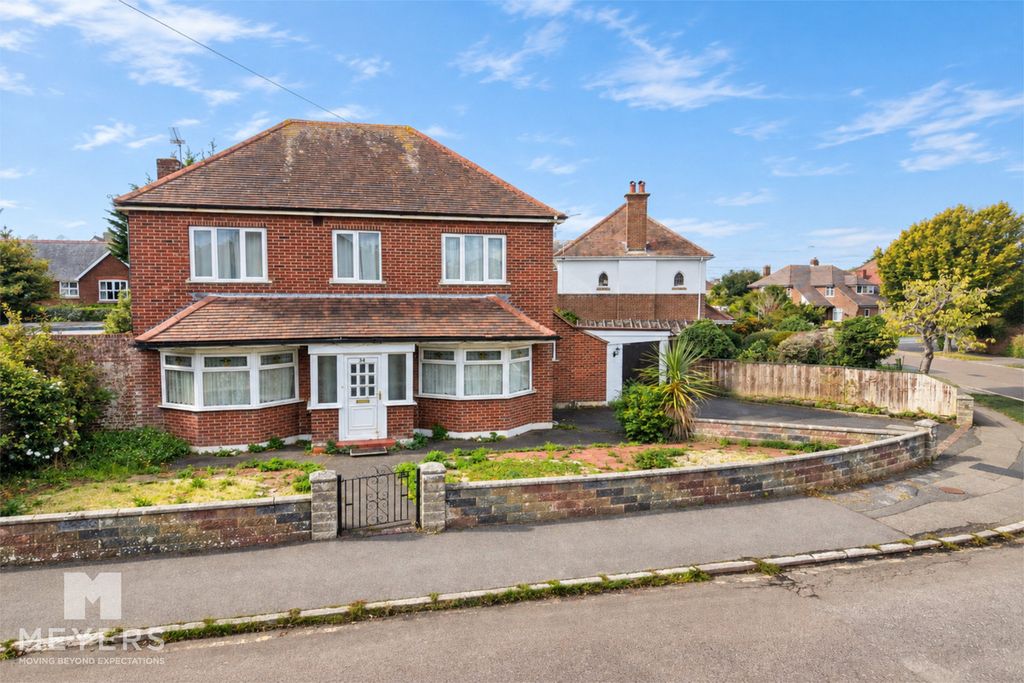 Property photo 1 of 40