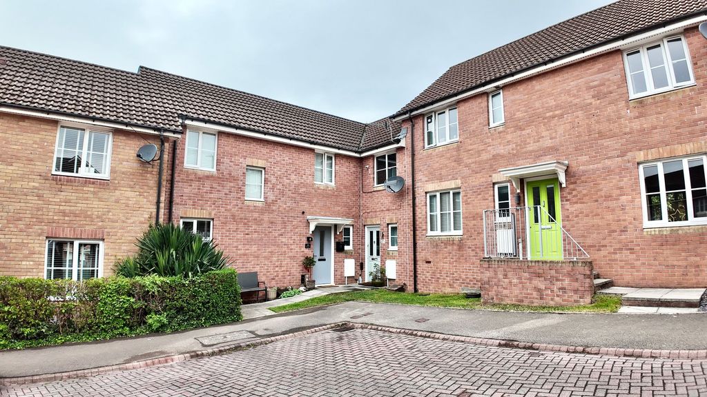 Property photo 1 of 33