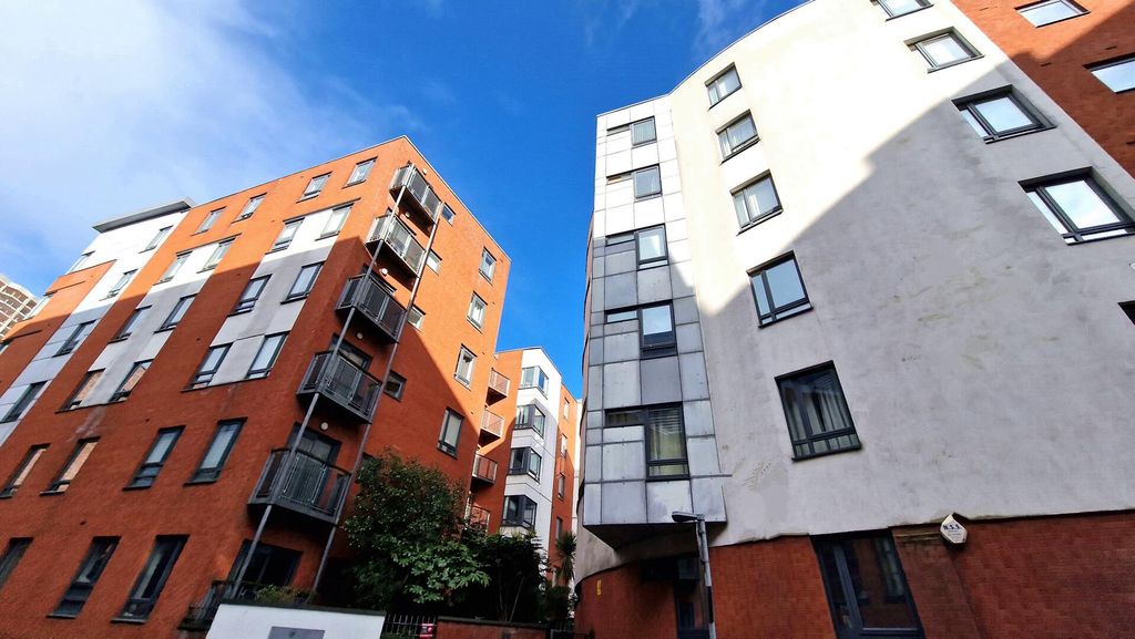 Property photo 1 of 28 Front (Exterior)