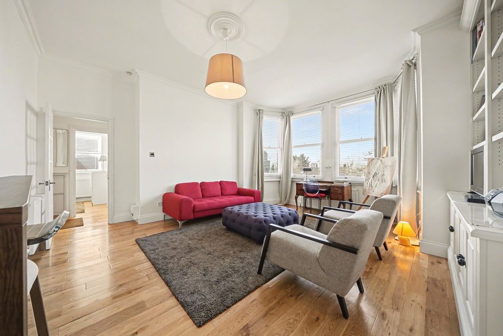 Property photo 2 of 10 Picture No. 01