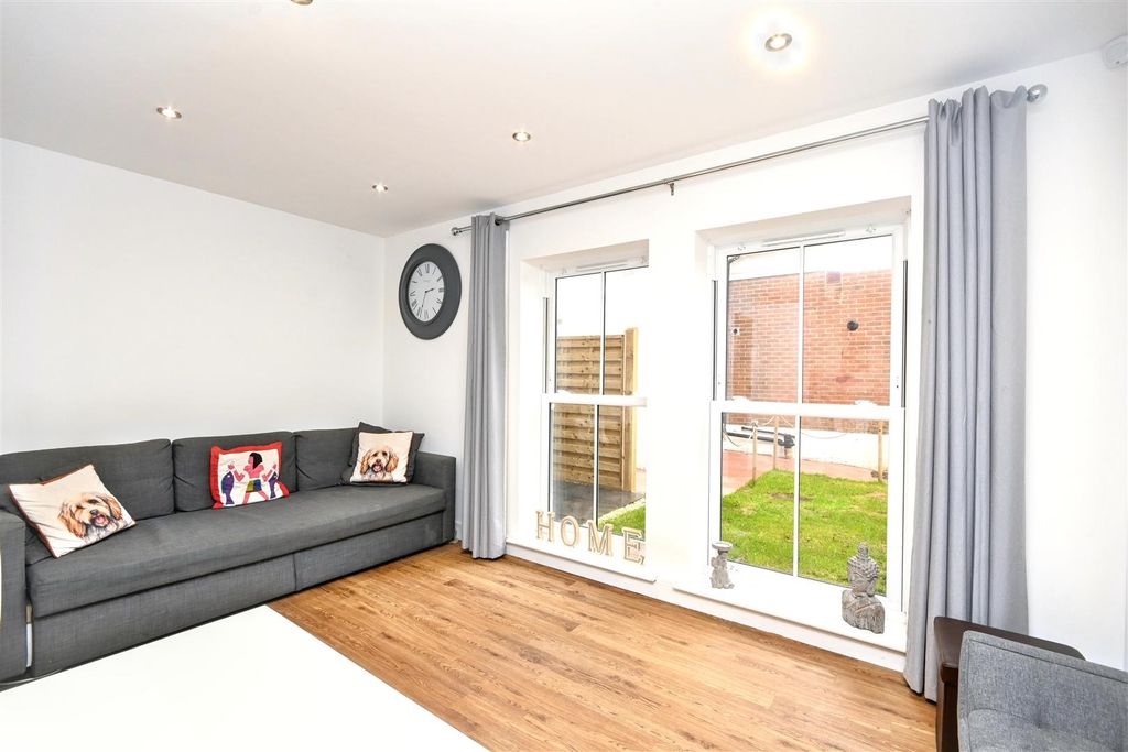 Property photo 2 of 20 Dsc_0413.Jpg