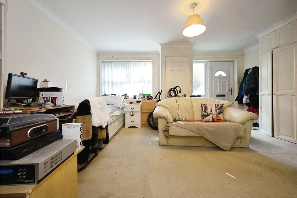 Property photo 3 of 11 Picture No. 04