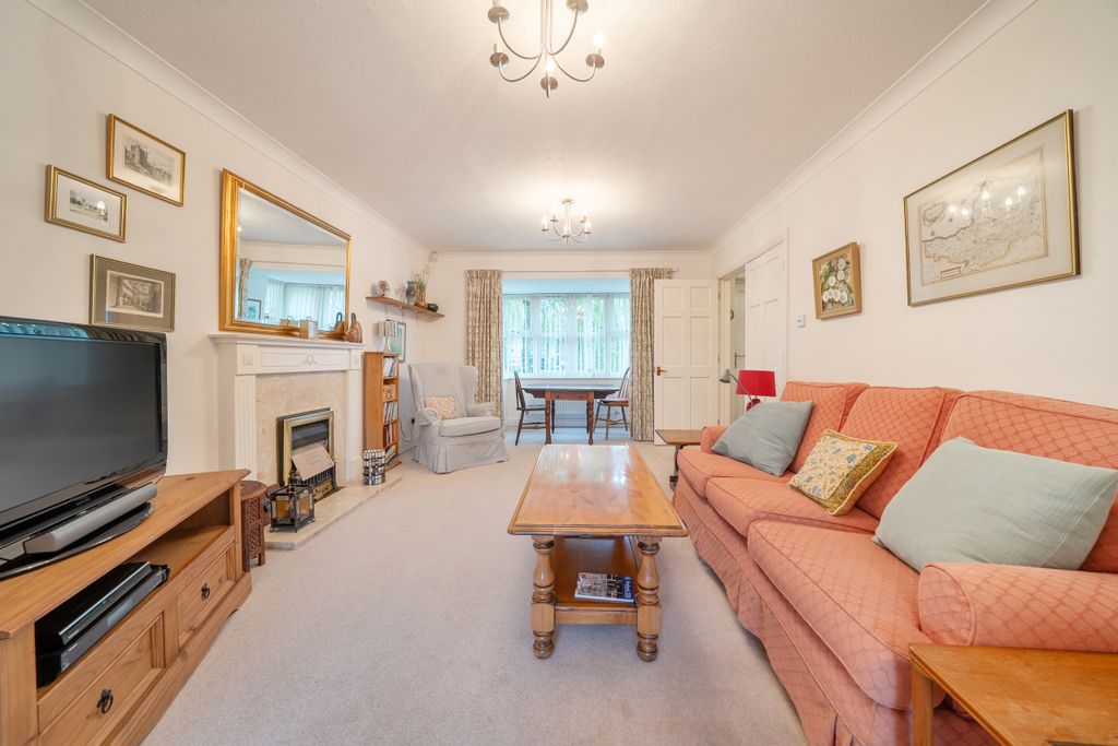 Property photo 2 of 24 Living Room