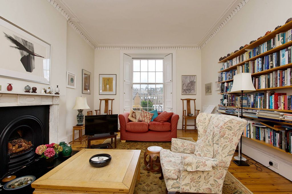 Property photo 2 of 30