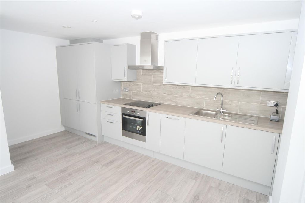 Property photo 3 of 5 Img_2832.Jpg
