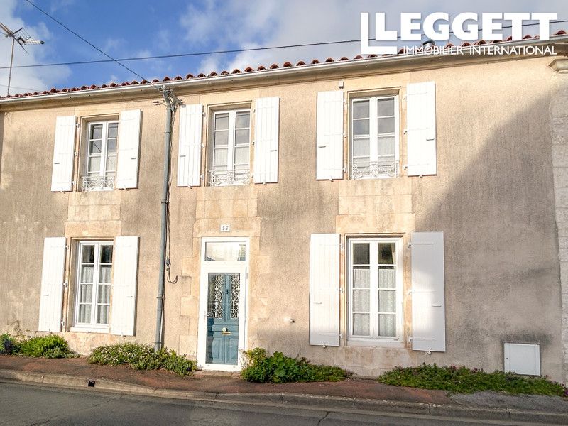 Property photo 3 of 10