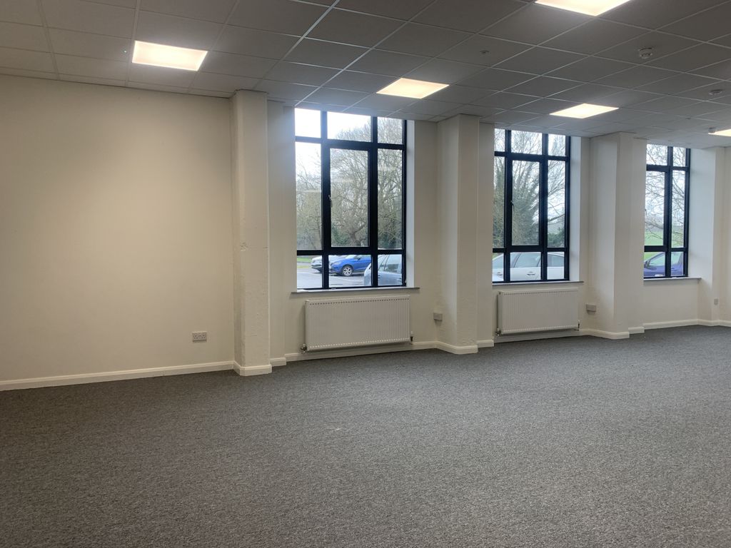 Property photo 2 of 9 Gallery