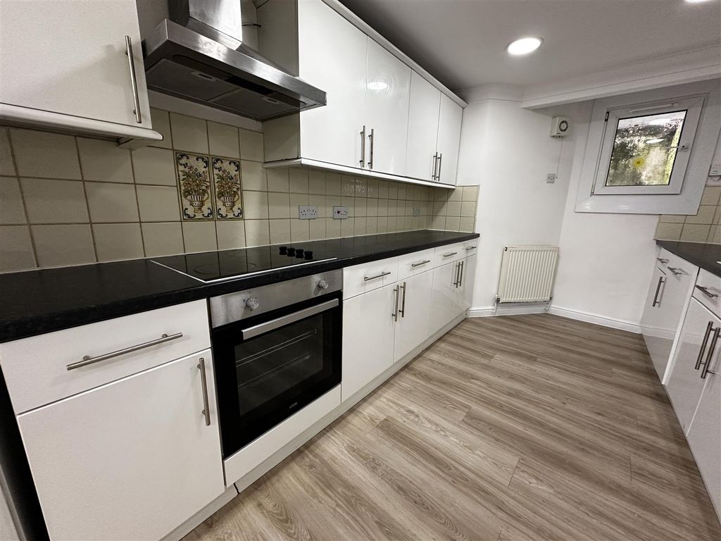 Property photo 3 of 15 Img_6008.Jpg