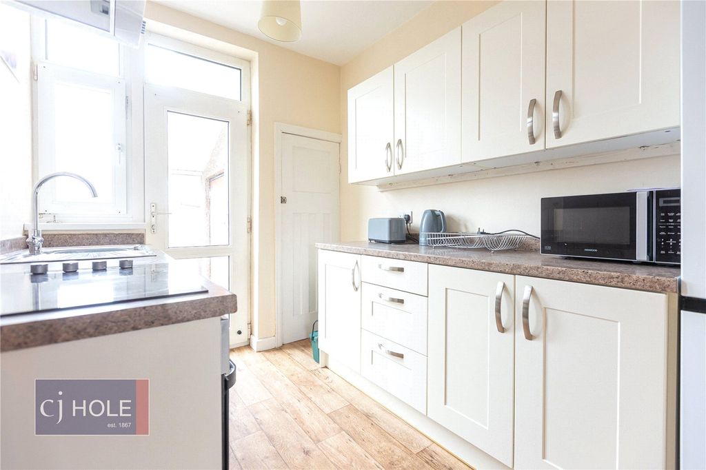 Property photo 1 of 17 Picture No. 51