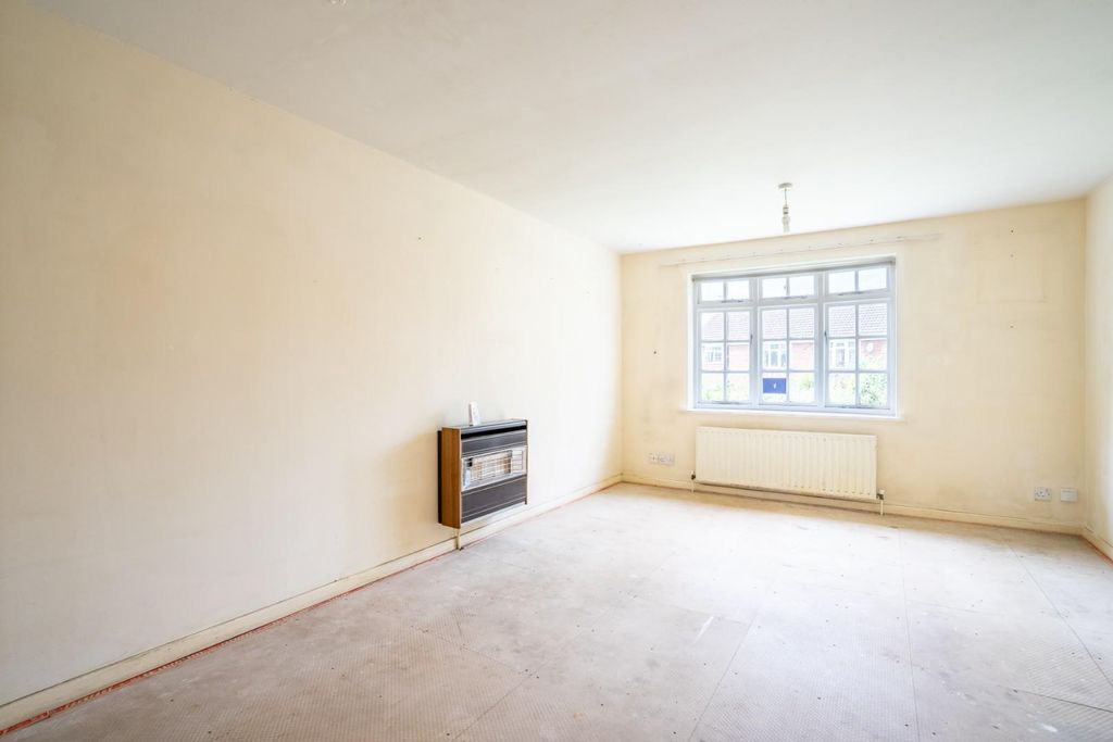 Property photo 2 of 13 12 Rg-3.Jpg