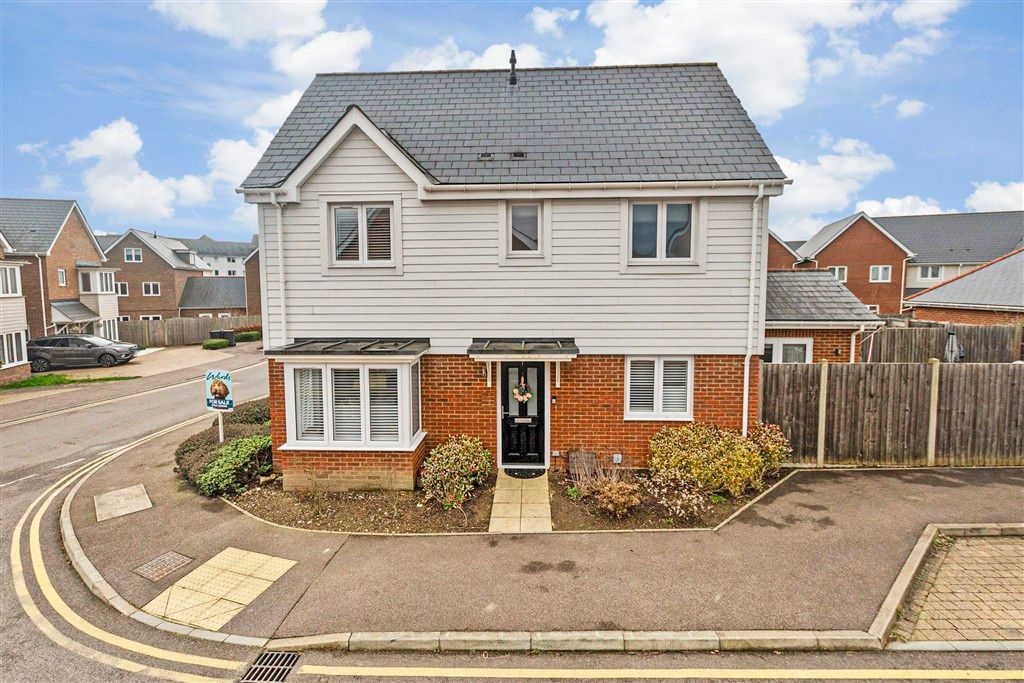 Property photo 1 of 10 Front External
