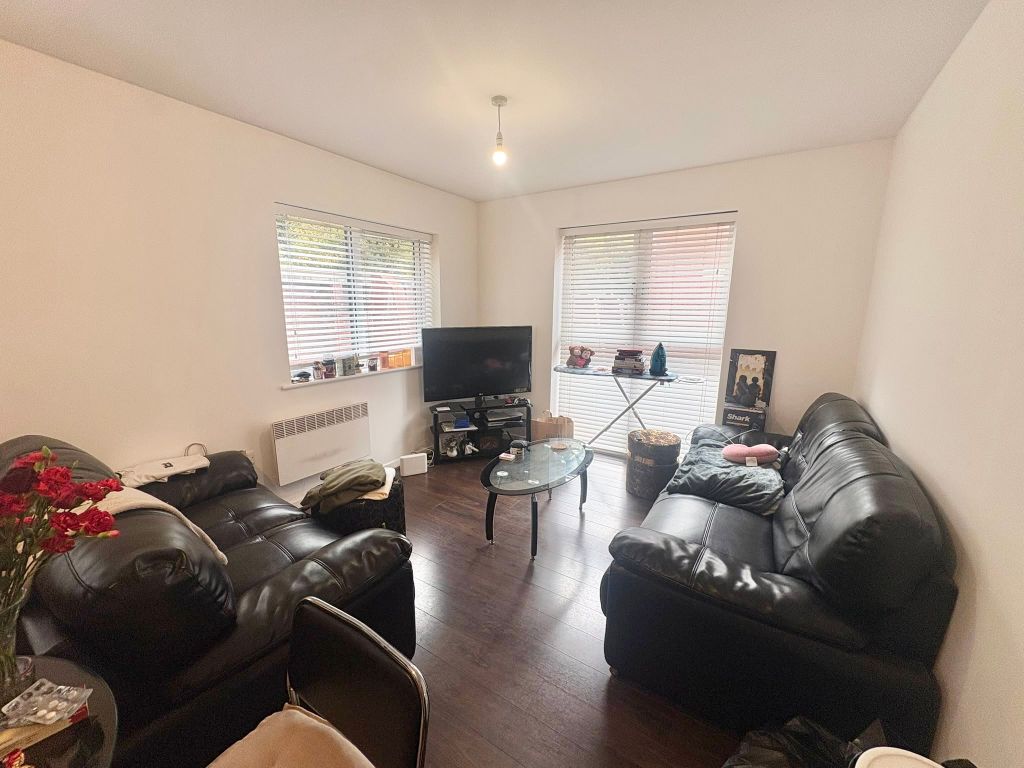 Property photo 2 of 7
