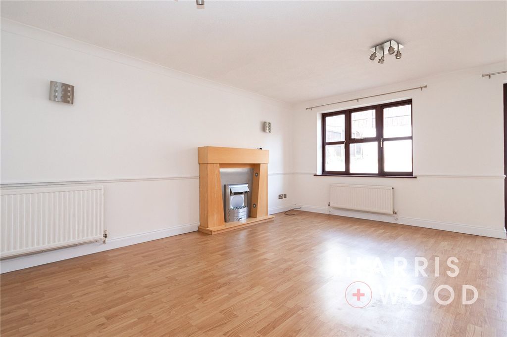 Property photo 3 of 20 Picture No. 02