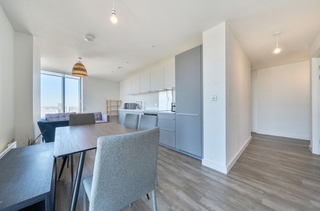 Property photo 2 of 10 1434700-7-69Eba58...