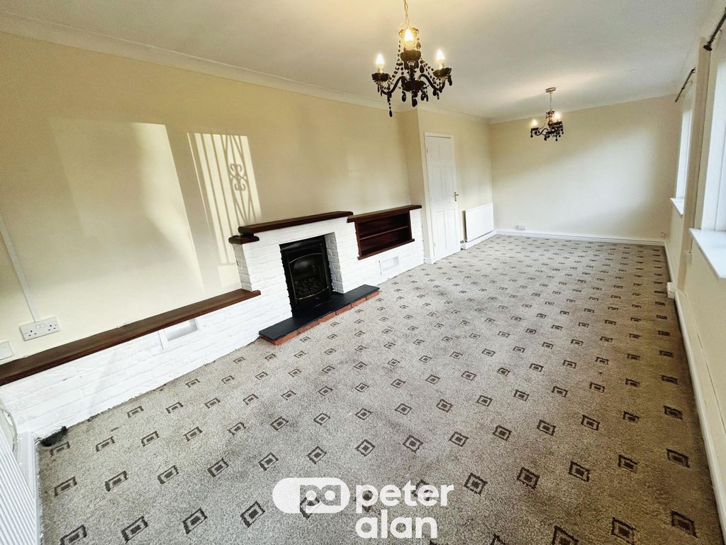 Property photo 2 of 15 Image