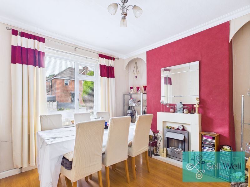 Property photo 3 of 15 Dining Room
