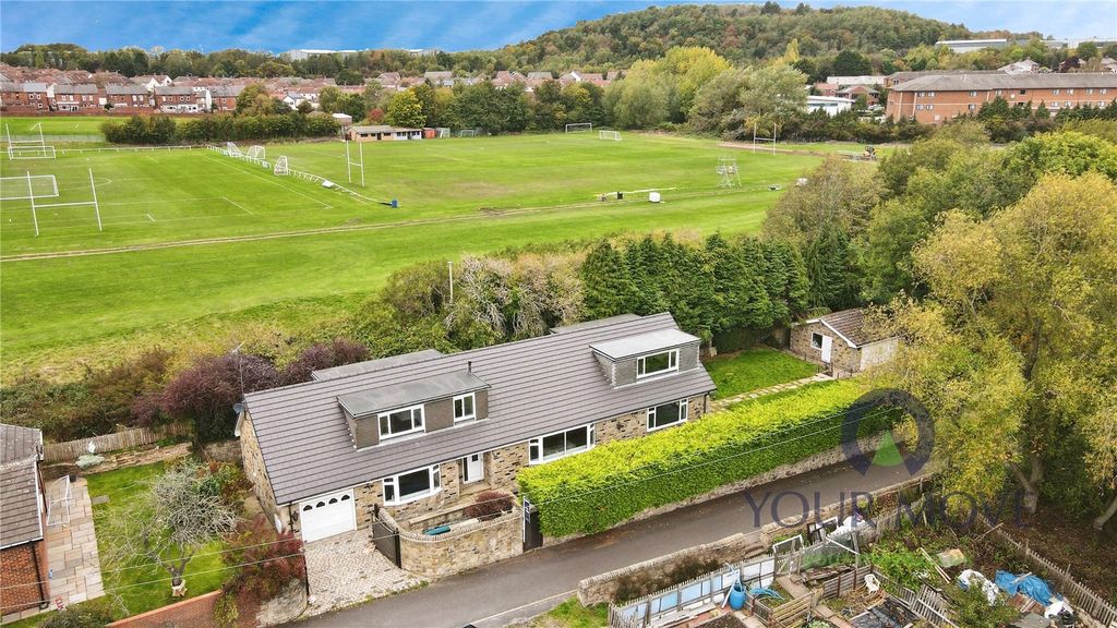 Property photo 1 of 20 Picture No. 04