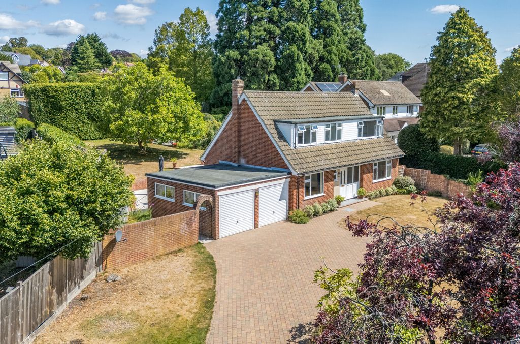 Property photo 1 of 23 1326323-1-687797A...