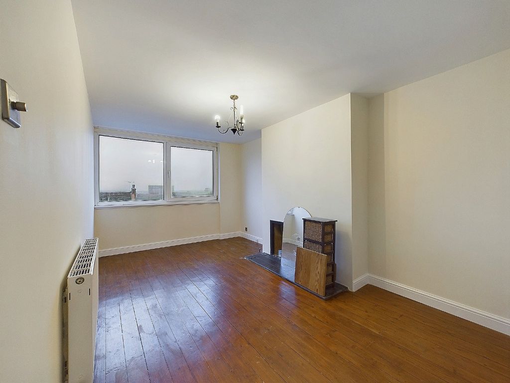 Property photo 3 of 4 3901885