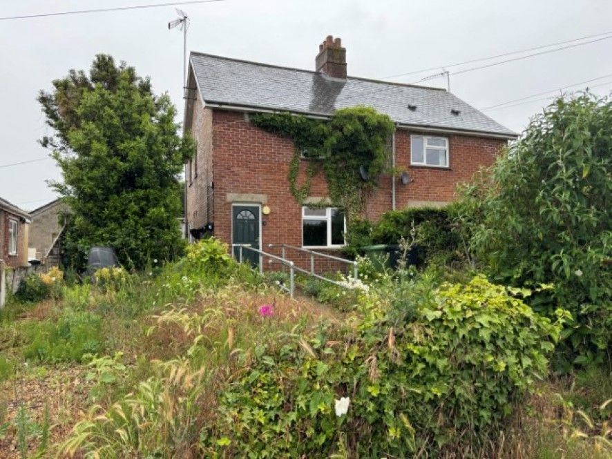 Property photo 1 of 8