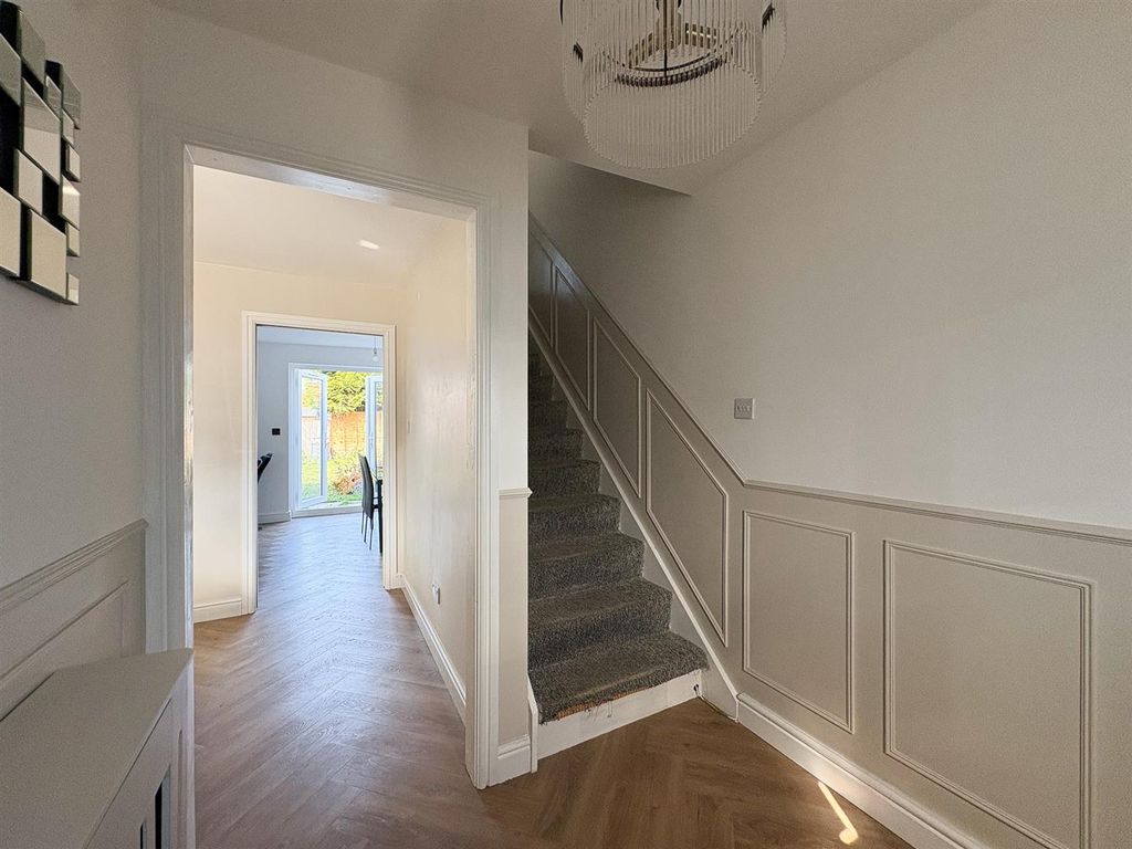 Property photo 2 of 15 Hallway-1.Jpg