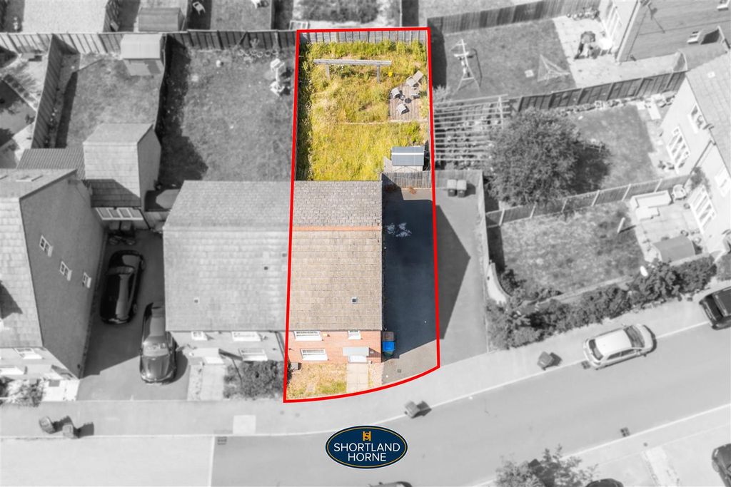 Property photo 2 of 13
