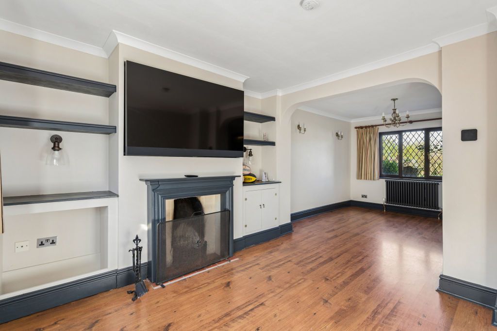 Property photo 3 of 15 Photo 13