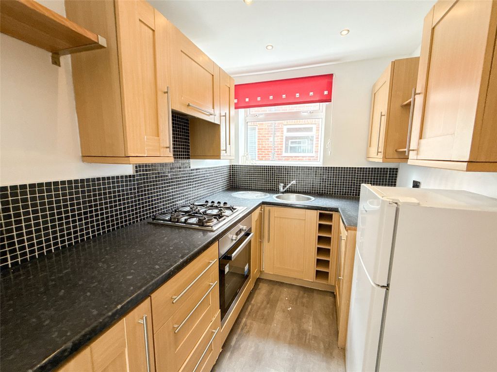 Property photo 2 of 18 Kitchen