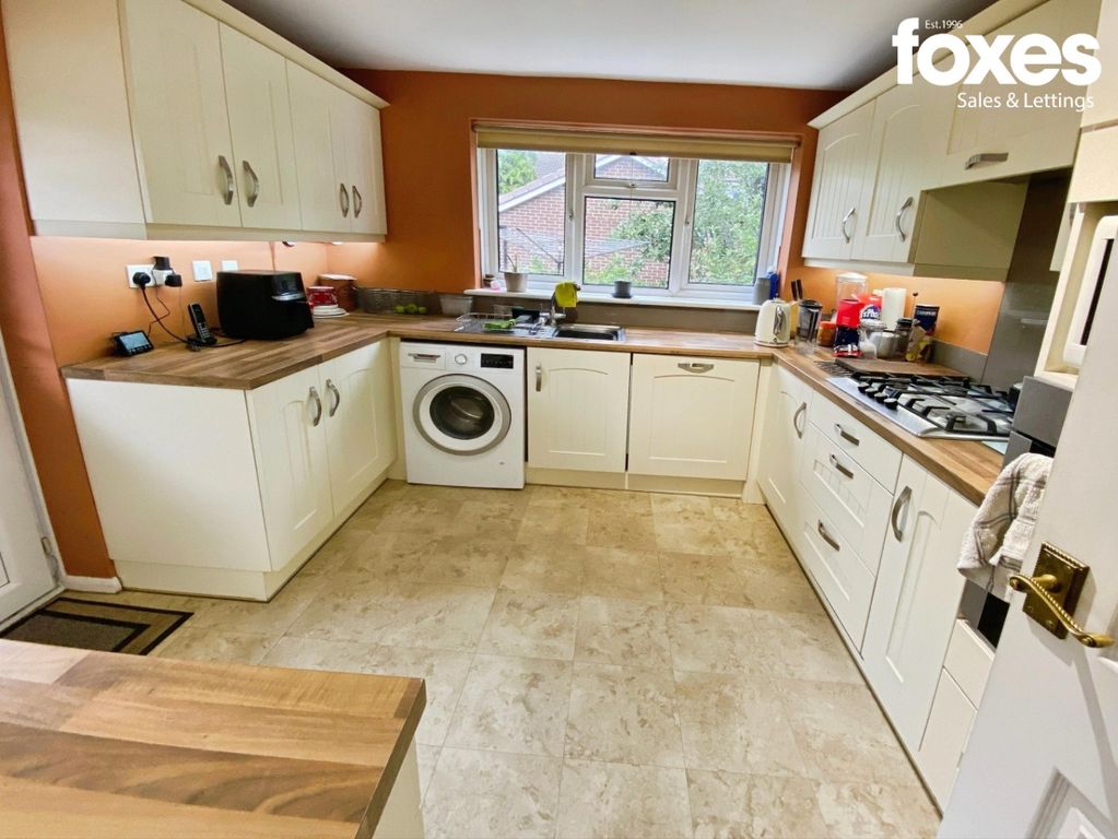 Property photo 2 of 21 4432621