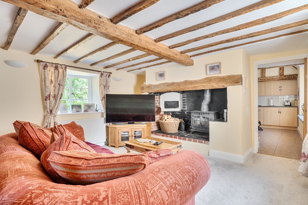 Property photo 3 of 13
