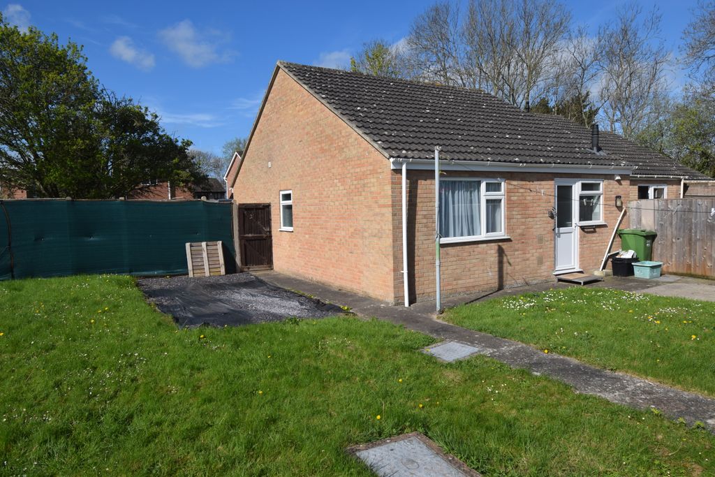 Property photo 2 of 7 New Rear Aspect