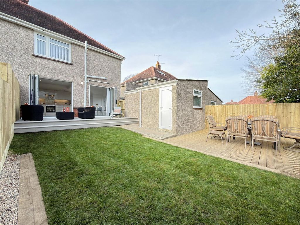 Property photo 3 of 32