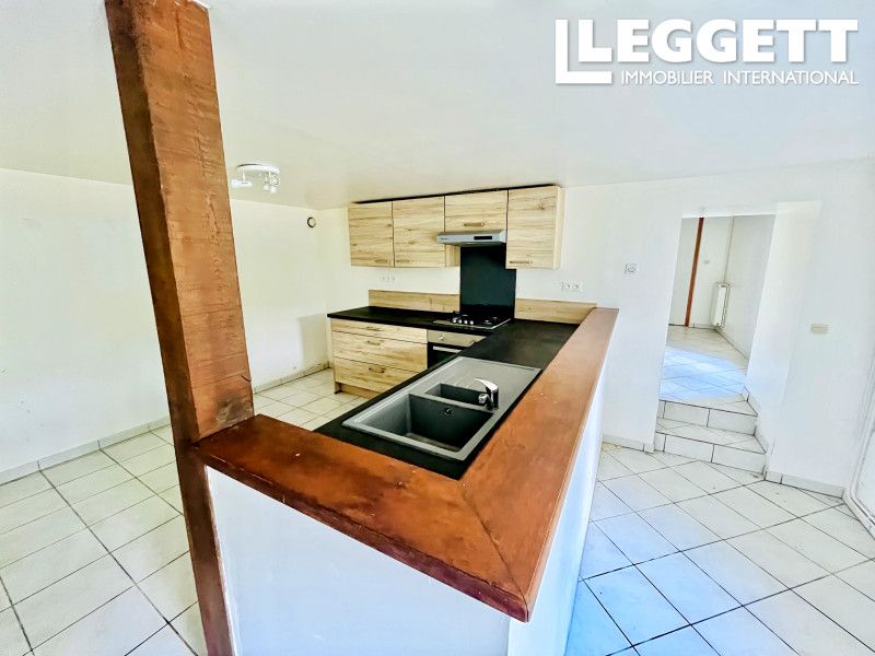Property photo 3 of 10