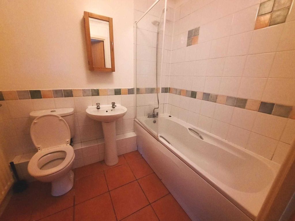 Property photo 3 of 6